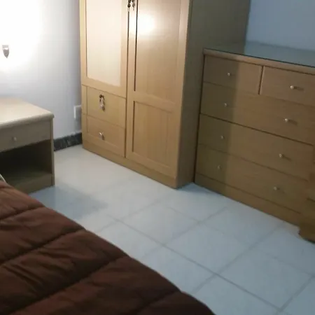 Plaza Flat Apartment *
